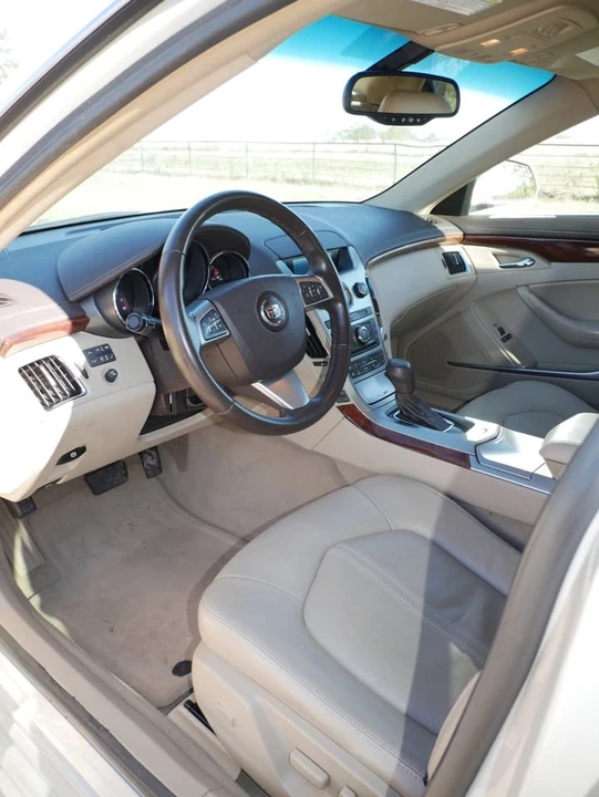 2010 Cadillac CTS 2nd Gen - Image 10 of 17