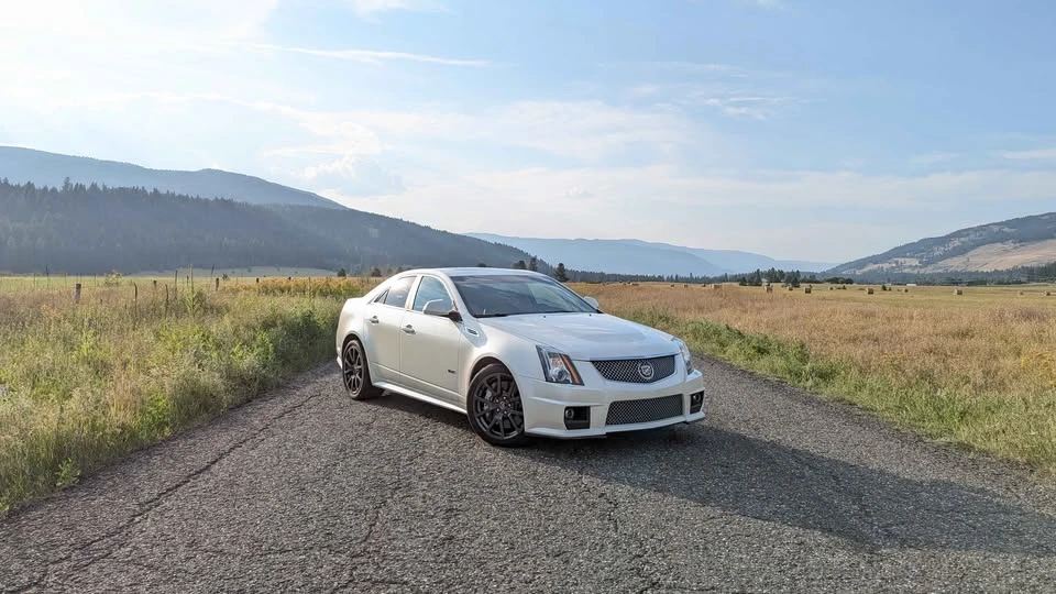 2010 Cadillac CTS-V 2nd Gen - Image 2 of 6