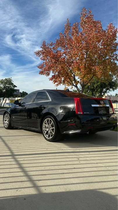2010 Cadillac CTS-V 2nd Gen - Image 4 of 13