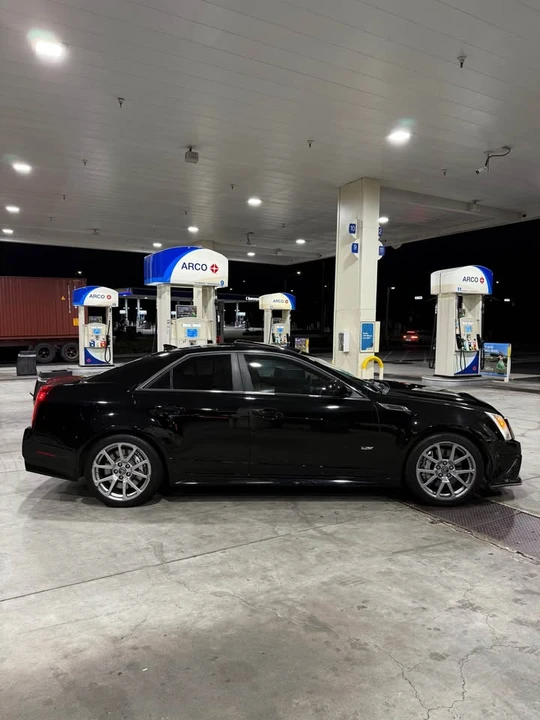 2010 Cadillac CTS-V 2nd Gen - Image 5 of 14