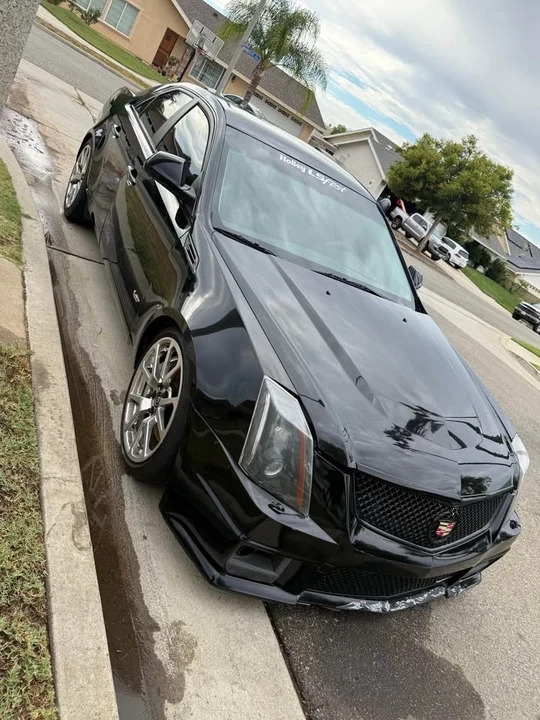 2010 Cadillac CTS-V 2nd Gen - Image 2 of 11