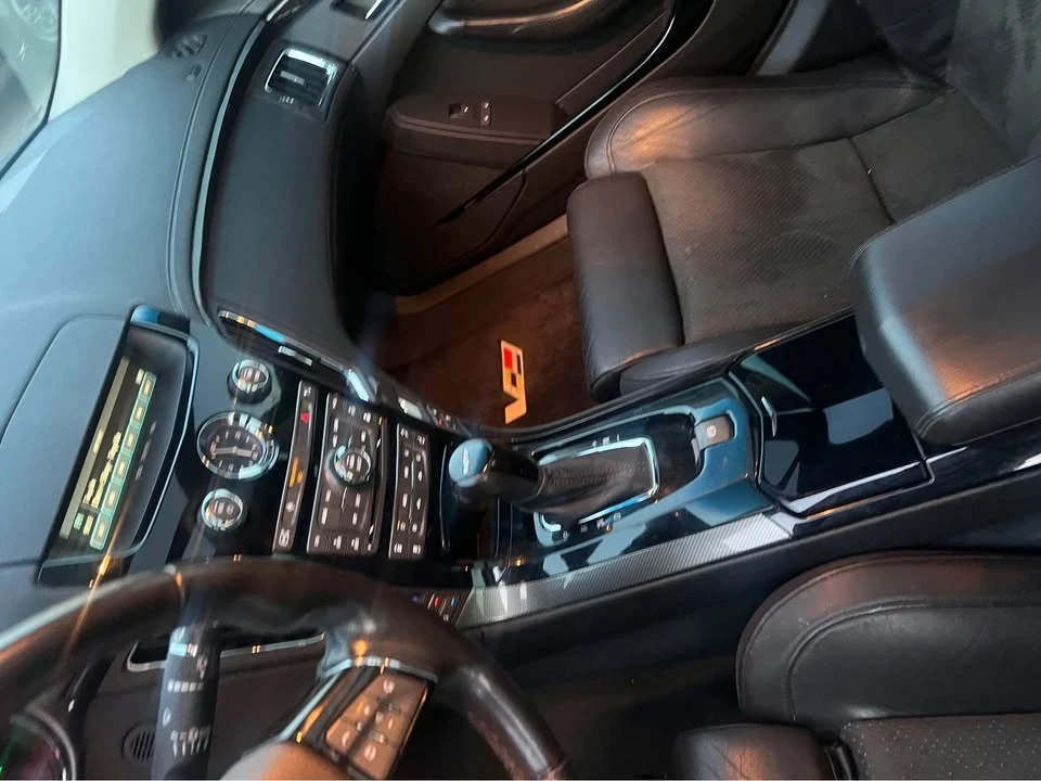 2010 Cadillac CTS-V 2nd Gen - Image 9 of 12