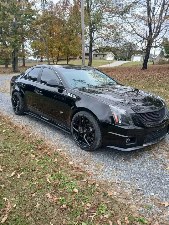 2010 Cadillac CTS-V 2nd Gen - Image 2 of 8
