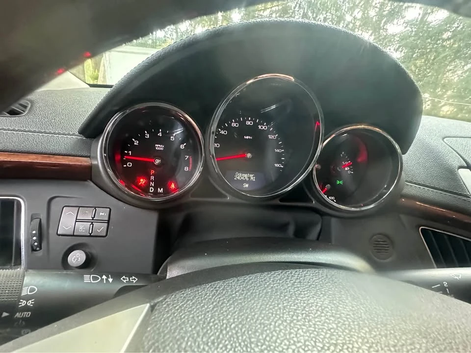 2010 Cadillac CTS-V 2nd Gen - Image 8 of 15