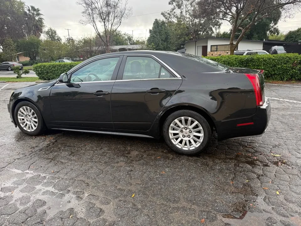 2010 Cadillac CTS-V 2nd Gen - Image 2 of 13