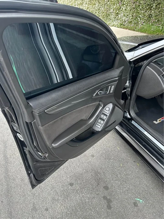 2010 Cadillac CTS-V 2nd Gen - Image 11 of 12