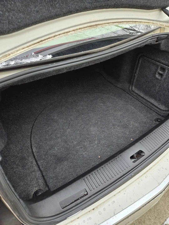 2010 Cadillac CTS 2nd Gen - Image 13 of 20
