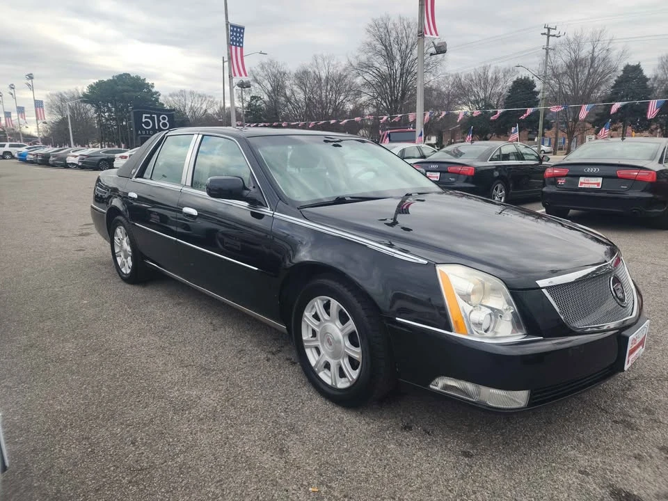 2010 Cadillac DTS - Image 6 of 18