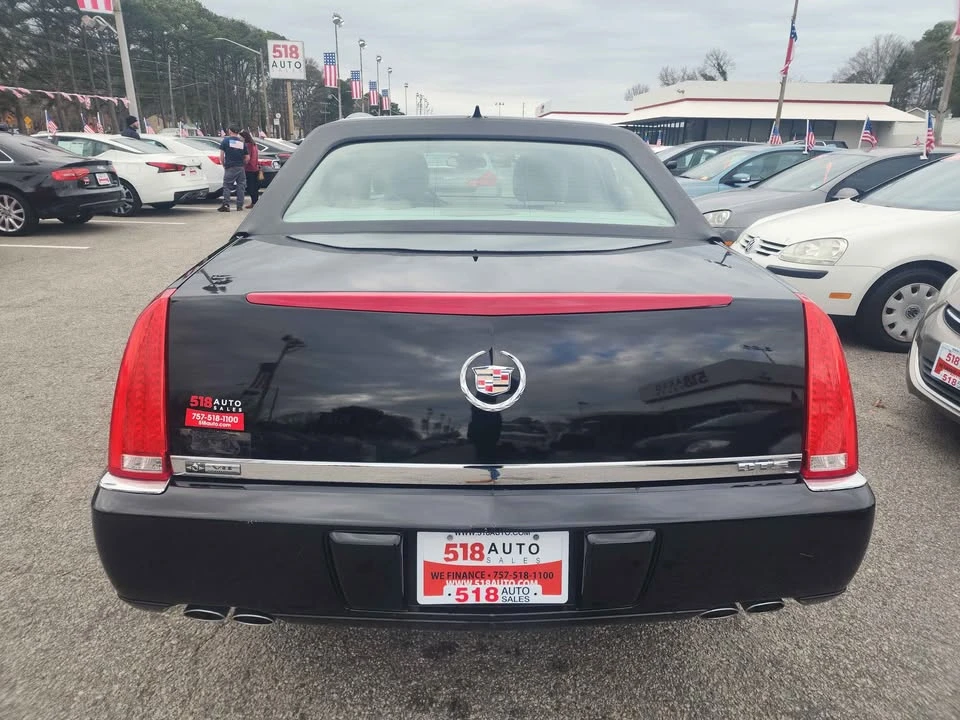 2010 Cadillac DTS - Image 7 of 18