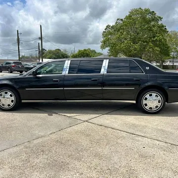 2010 Cadillac DTS Limo