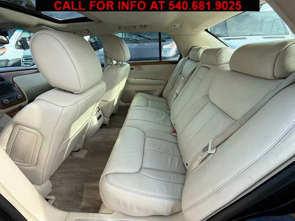 2010 Cadillac DTS - Image 18 of 20