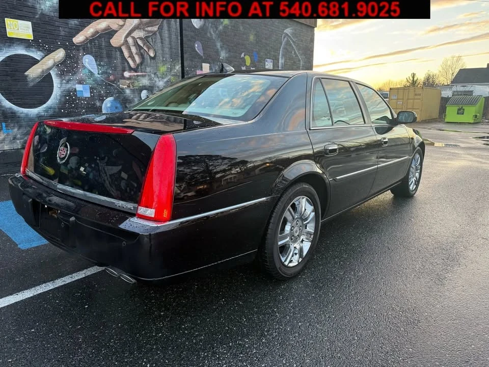 2010 Cadillac DTS - Image 6 of 20