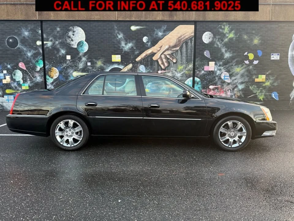 2010 Cadillac DTS - Image 5 of 20