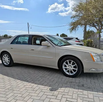 2010 Cadillac DTS w/1SC