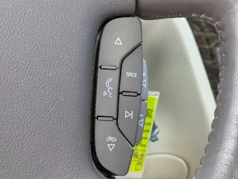2010 Cadillac DTS - Image 20 of 20