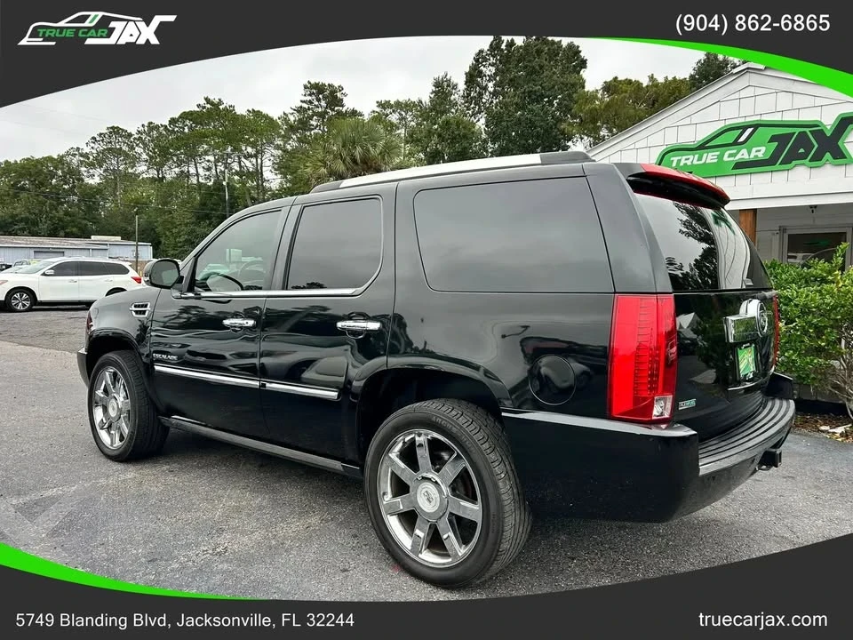 2010 Cadillac Escalade & EXT 3rd Gen - Image 2 of 2
