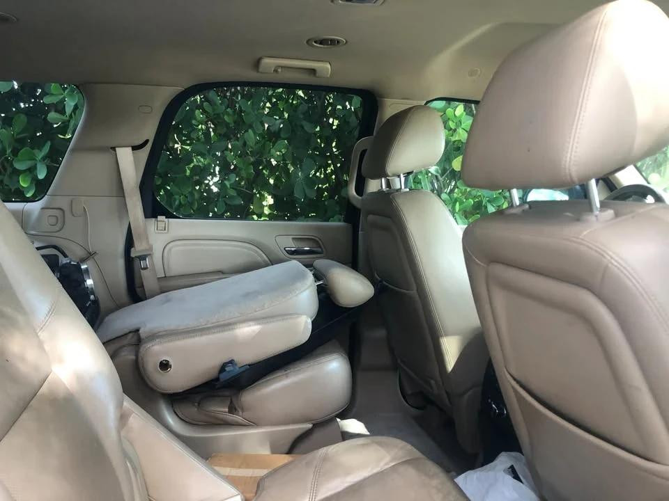 2010 Cadillac Escalade & EXT 3rd Gen - Image 6 of 11