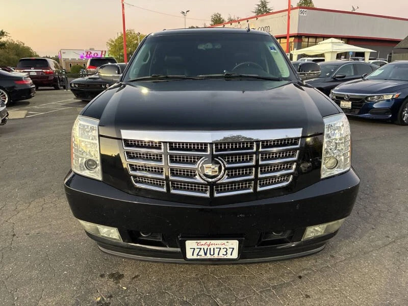 2010 Cadillac Escalade & EXT 3rd Gen - Image 2 of 14