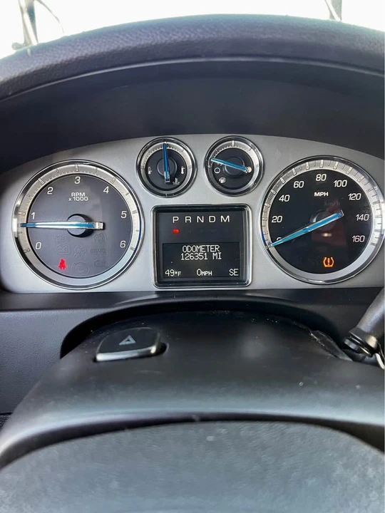 2010 Cadillac Escalade & EXT 3rd Gen - Image 12 of 13