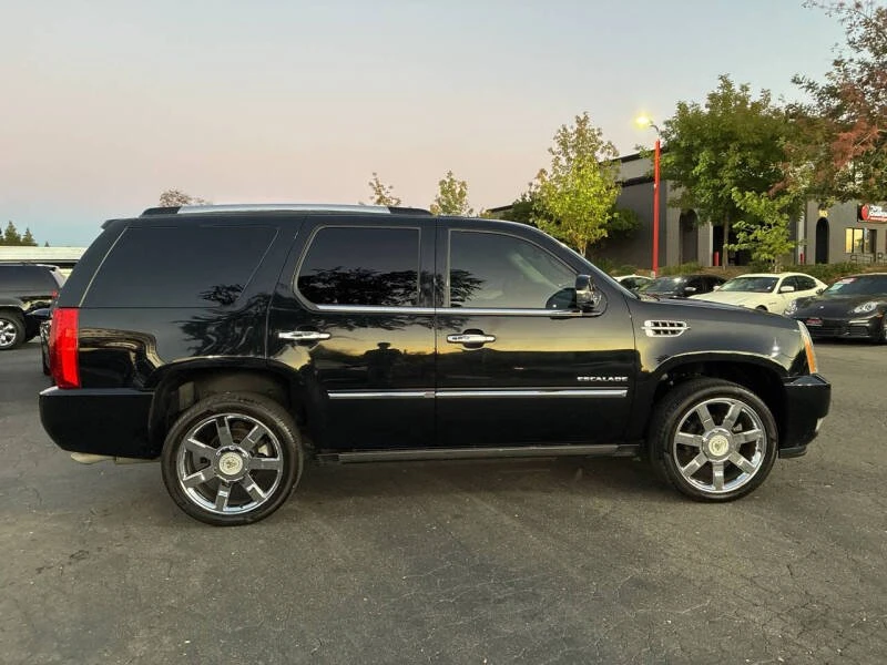 2010 Cadillac Escalade & EXT 3rd Gen - Image 8 of 14