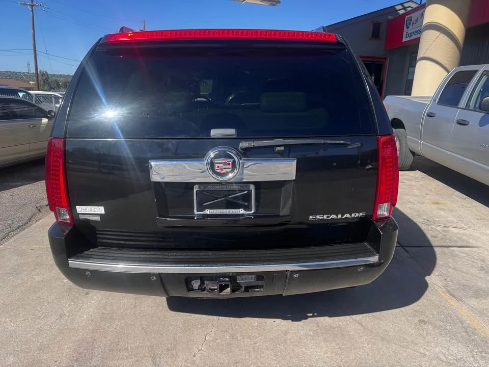 2010 Cadillac Escalade & EXT 3rd Gen - Image 4 of 14