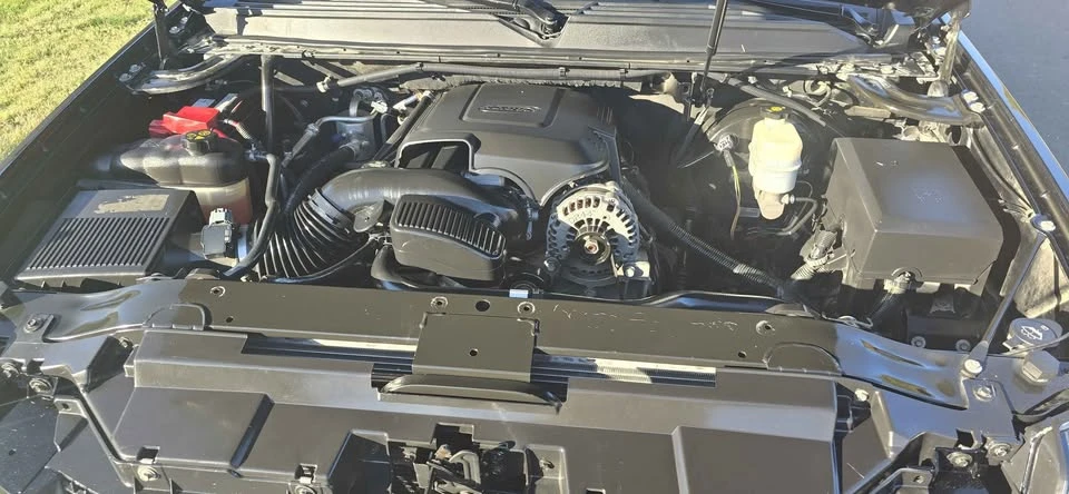 2010 Cadillac Escalade & EXT 3rd Gen - Image 5 of 11