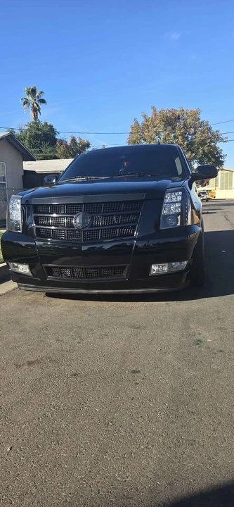 2010 Cadillac Escalade & EXT 3rd Gen - Image 6 of 11