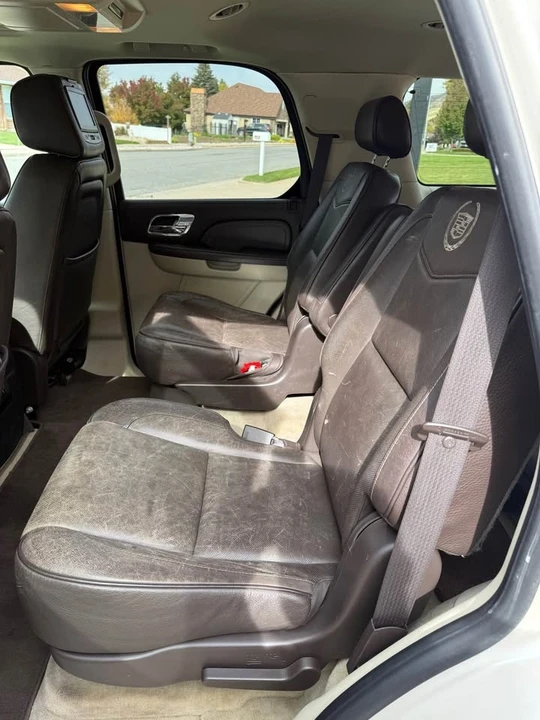 2010 Cadillac Escalade & EXT 3rd Gen - Image 6 of 11