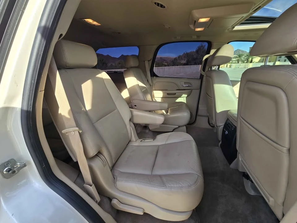 2010 Cadillac Escalade & EXT 3rd Gen - Image 15 of 20