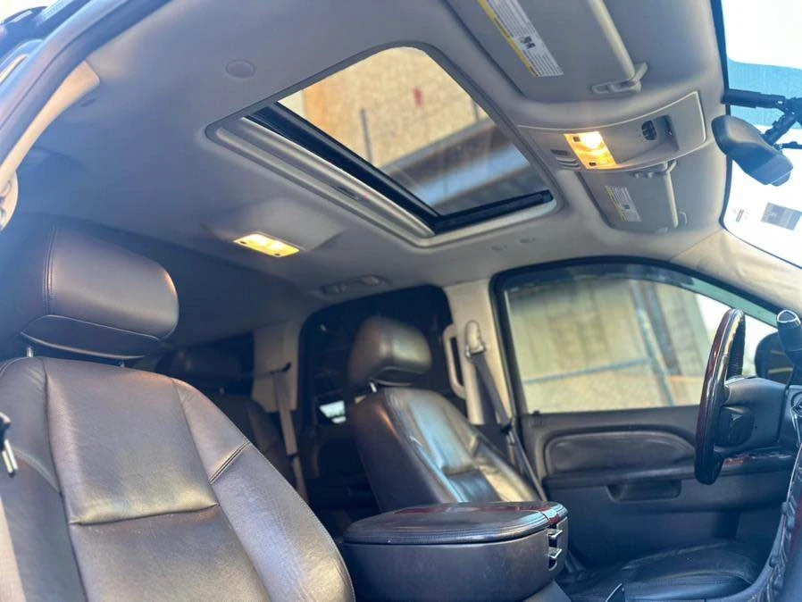 2010 Cadillac Escalade & EXT 3rd Gen - Image 11 of 12