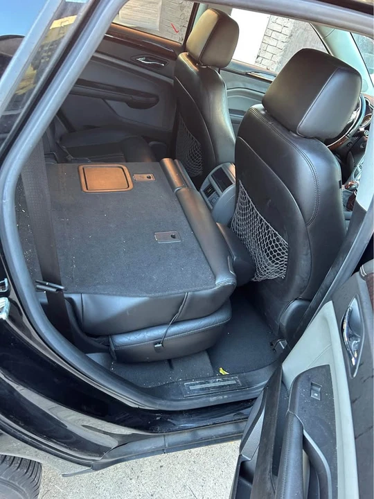2010 Cadillac Escalade & EXT 3rd Gen - Image 5 of 10