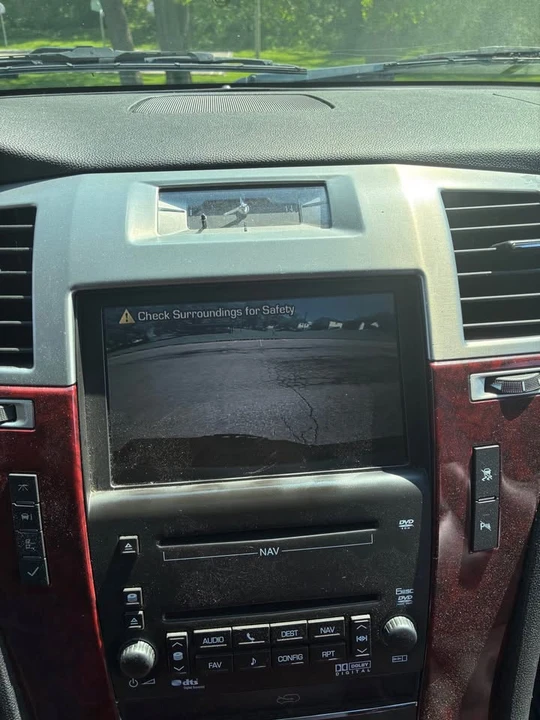 2010 Cadillac Escalade & EXT 3rd Gen - Image 11 of 11