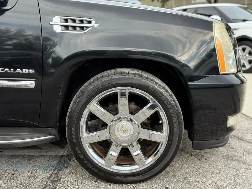 2010 Cadillac Escalade & EXT 3rd Gen - Image 7 of 20