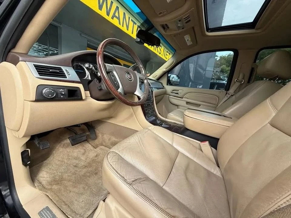 2010 Cadillac Escalade & EXT 3rd Gen - Image 10 of 20