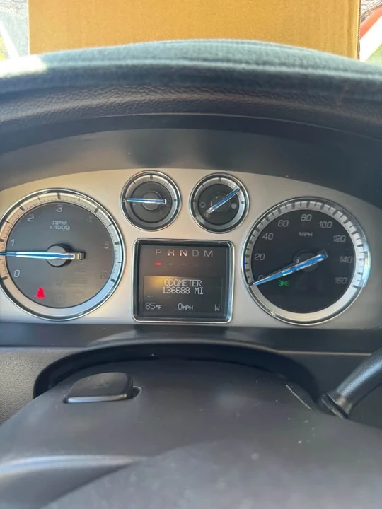 2010 Cadillac Escalade & EXT 3rd Gen - Image 12 of 13