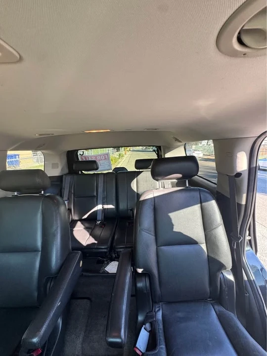 2010 Cadillac Escalade & EXT 3rd Gen - Image 10 of 13