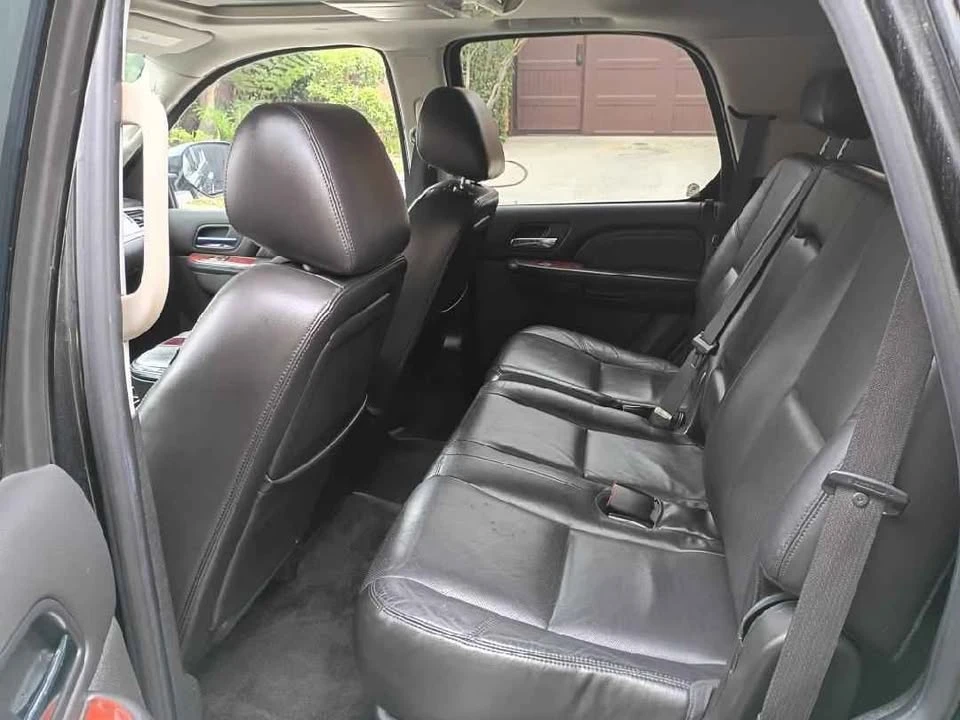 2010 Cadillac Escalade & EXT 3rd Gen - Image 3 of 5
