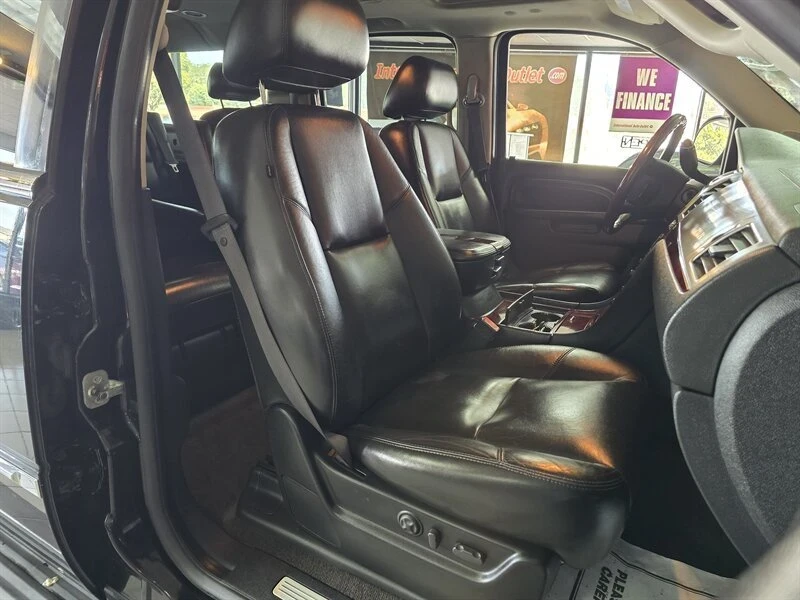 2010 Cadillac Escalade & EXT 3rd Gen - Image 17 of 20