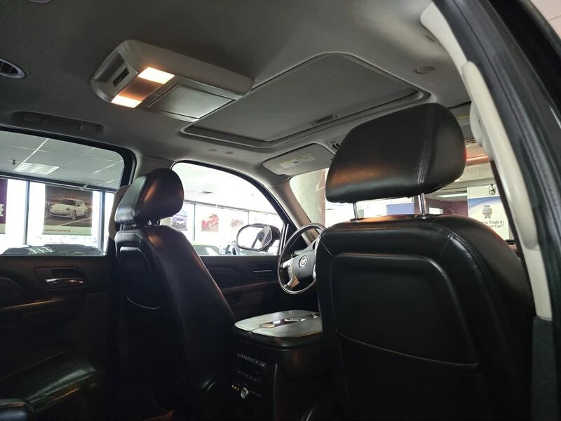 2010 Cadillac Escalade & EXT 3rd Gen - Image 19 of 20