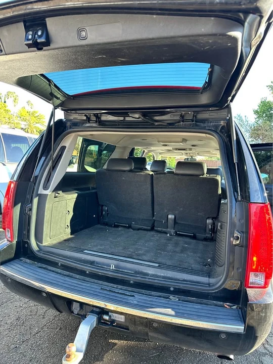 2010 Cadillac Escalade & EXT 3rd Gen - Image 8 of 8