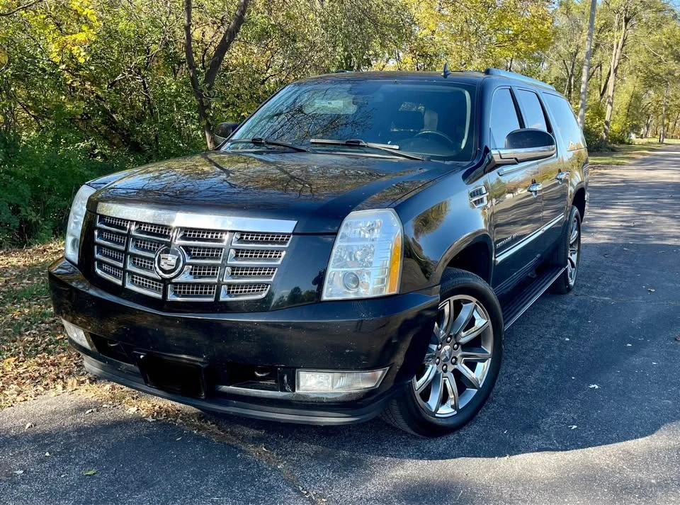 2010 Cadillac Escalade & EXT 3rd Gen - Image 11 of 19