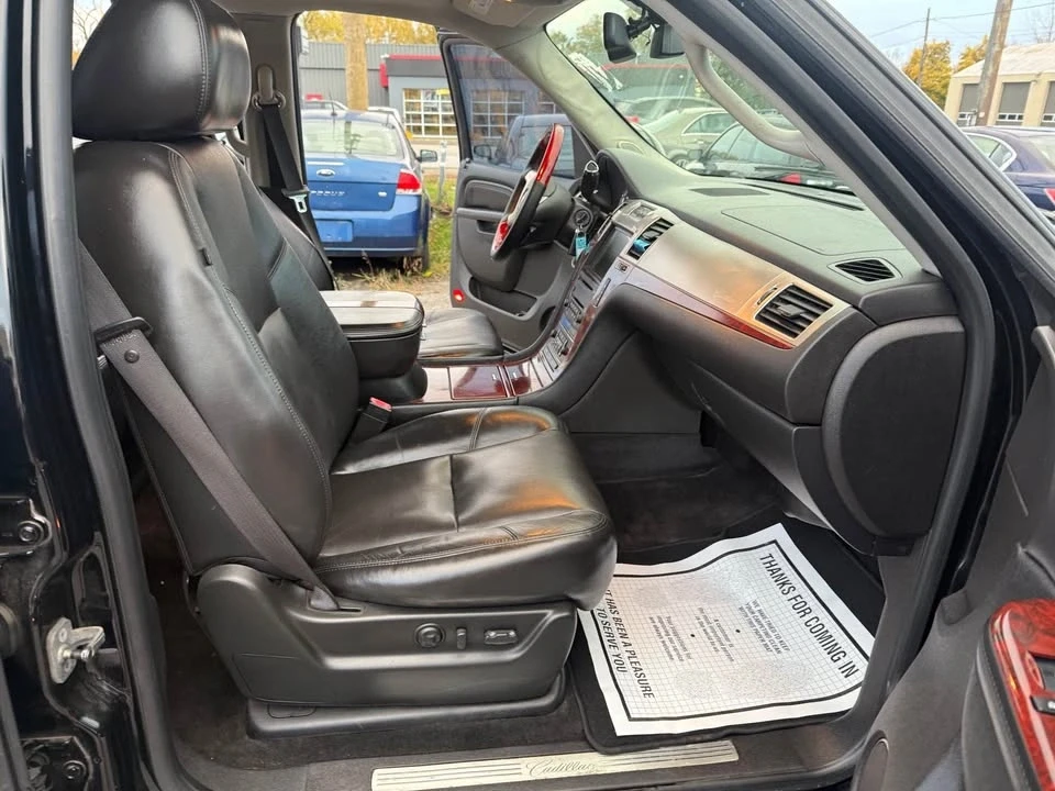 2010 Cadillac Escalade & EXT 3rd Gen - Image 12 of 20