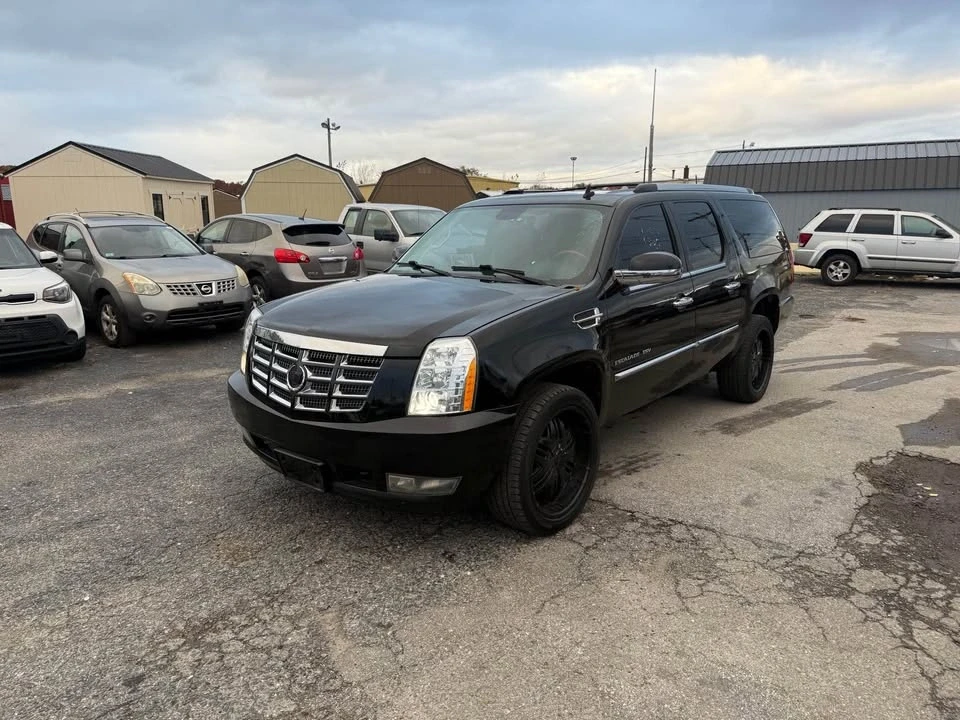 2010 Cadillac Escalade & EXT 3rd Gen - Image 4 of 20