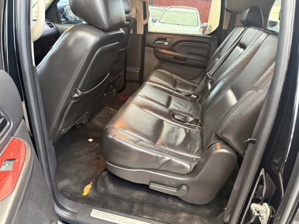 2010 Cadillac Escalade & EXT 3rd Gen - Image 16 of 20
