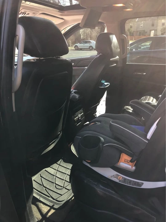 2010 Cadillac Escalade & EXT 3rd Gen - Image 4 of 5
