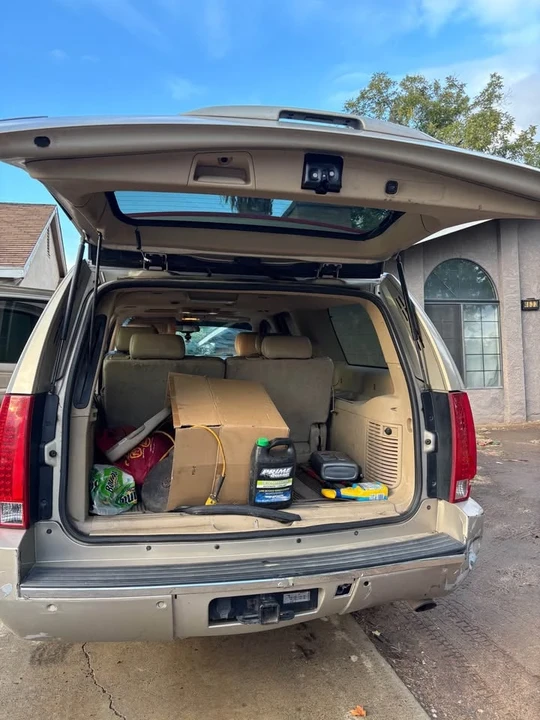 2010 Cadillac Escalade & EXT 3rd Gen - Image 3 of 5