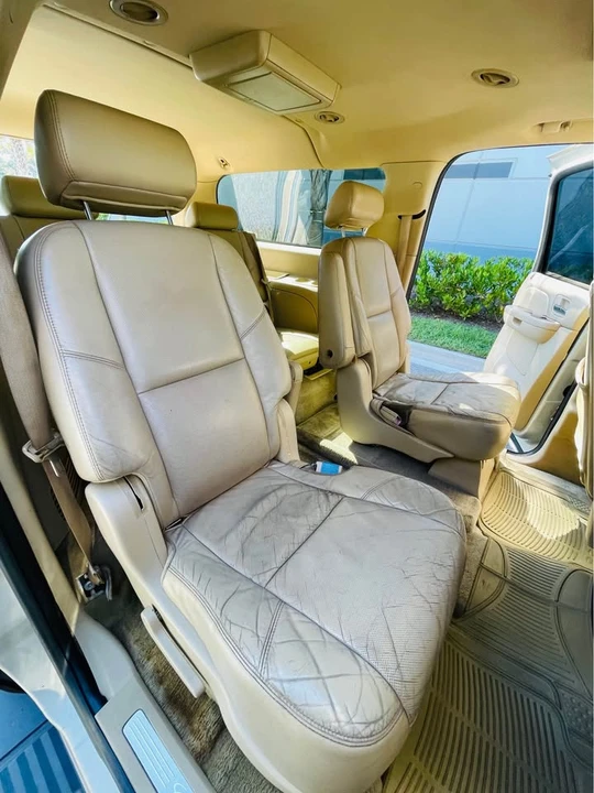 2010 Cadillac Escalade & EXT 3rd Gen - Image 13 of 19