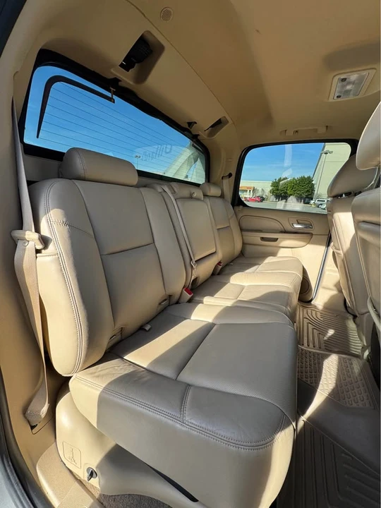 2010 Cadillac Escalade & EXT 3rd Gen - Image 14 of 18