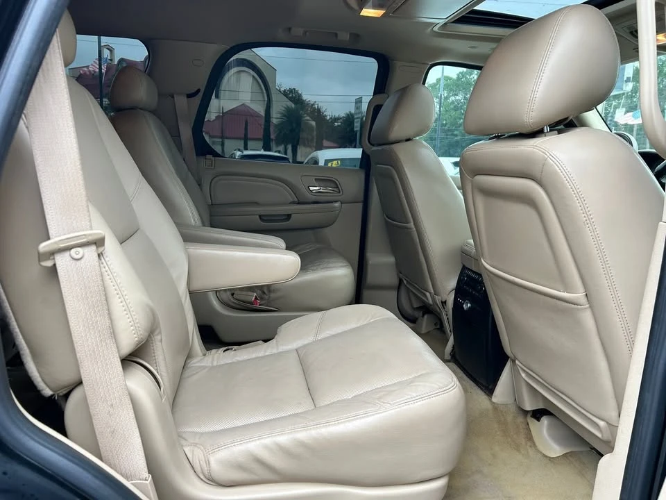 2010 Cadillac Escalade & EXT 3rd Gen - Image 14 of 19