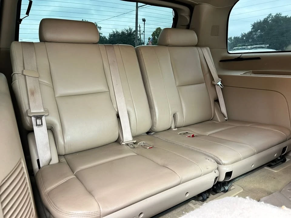 2010 Cadillac Escalade & EXT 3rd Gen - Image 16 of 19